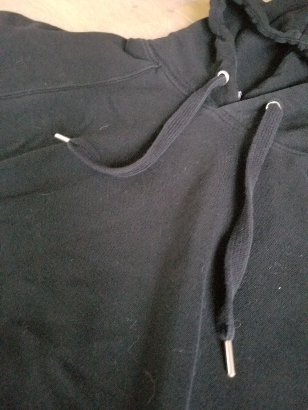 H&M | Basic Black Hoodie - Picture 3 of 5